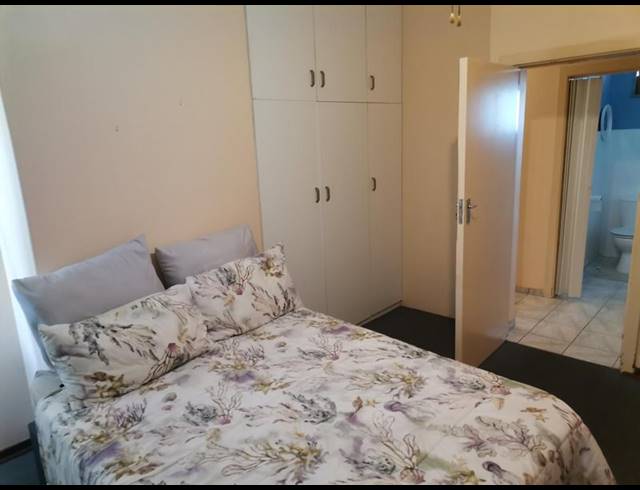 2 BEDROOM APARTMENT FOR SALE IN MANORS